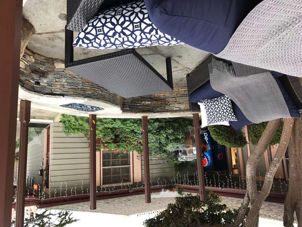 Sea Otter Inn Кэмбриа Экстерьер фото