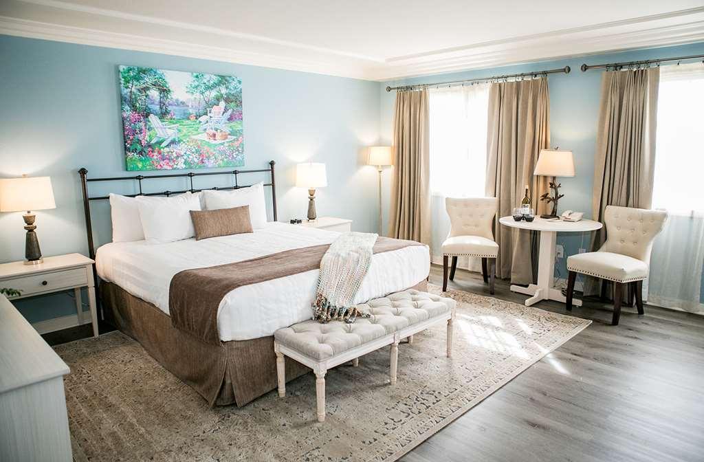 Sea Otter Inn Кэмбриа Номер фото