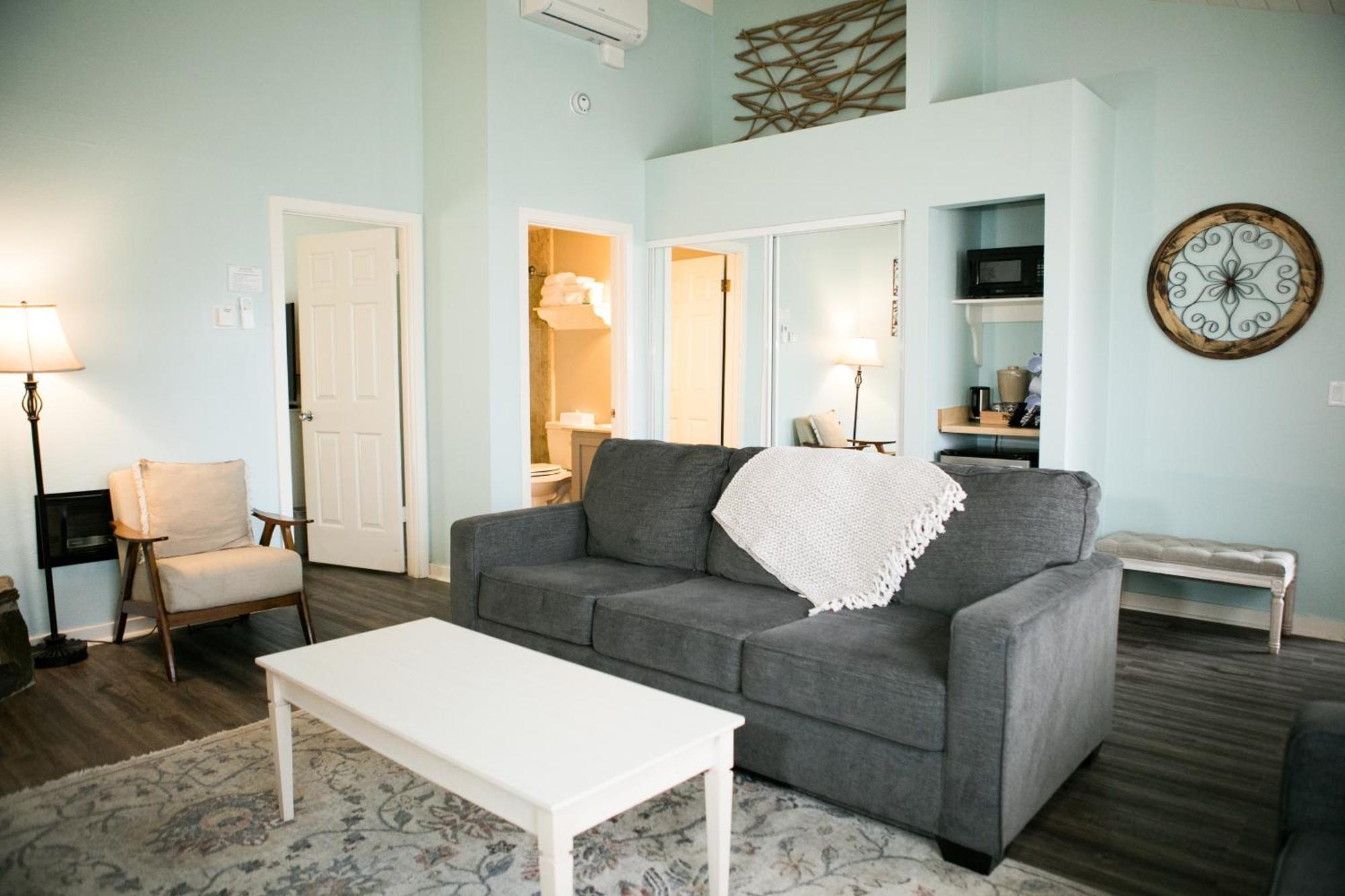 Sea Otter Inn Кэмбриа Экстерьер фото