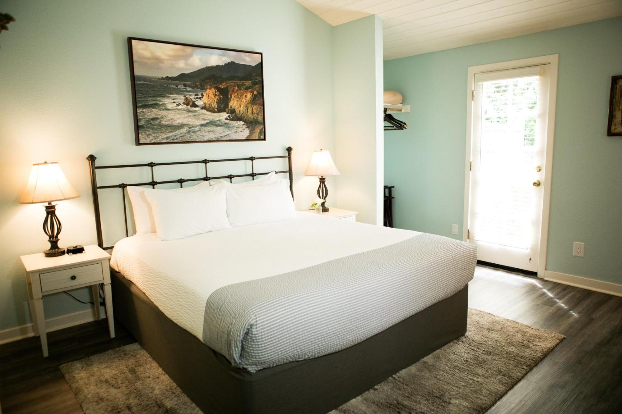 Sea Otter Inn Кэмбриа Экстерьер фото